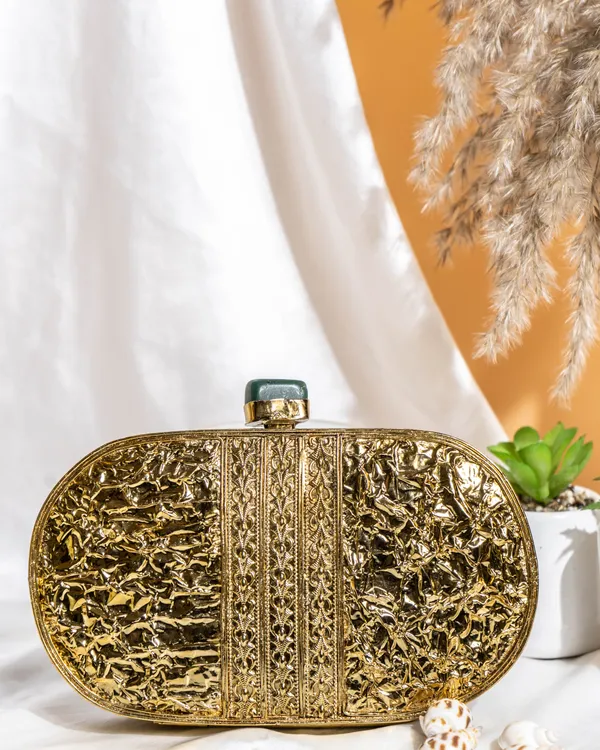 Empress_Noor_Crystal_Clutch